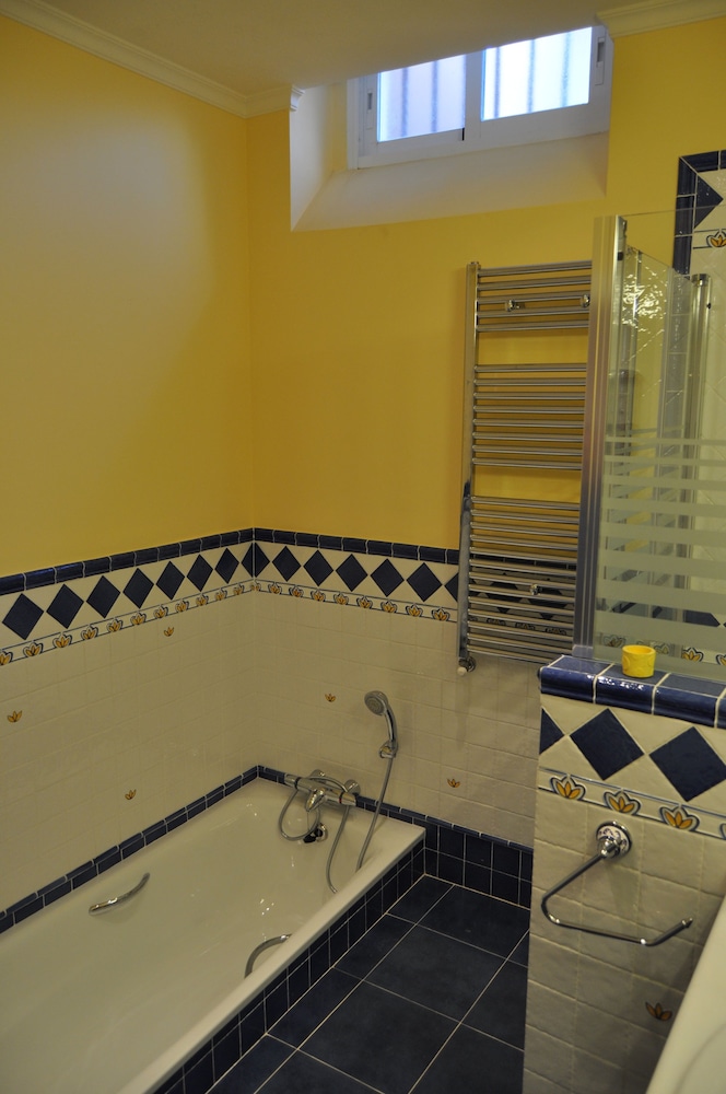 Welcome Inn Nerja