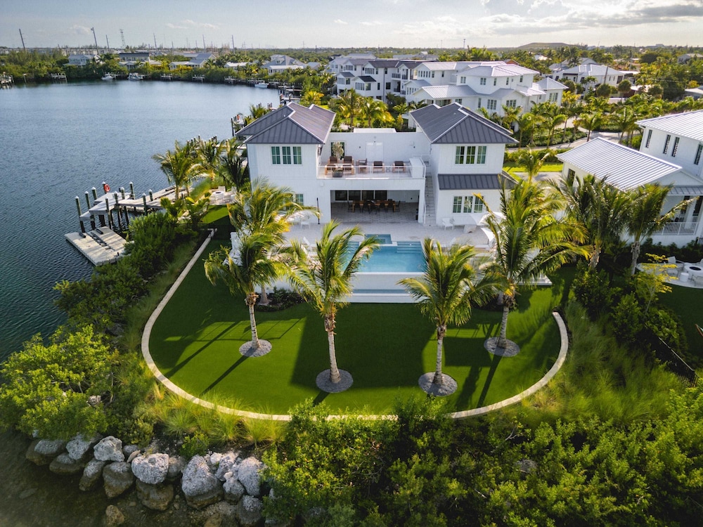 The Fairhaven House at Solaire Lunara Bay