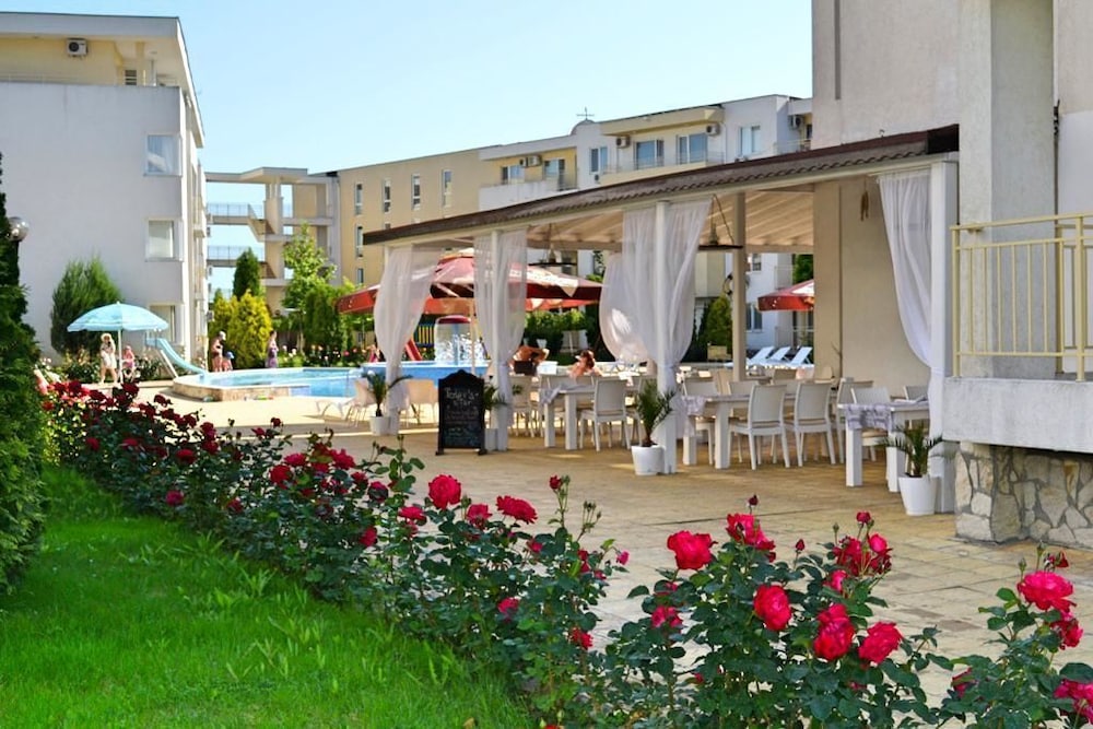 Apartment in Nessebar Fort Club