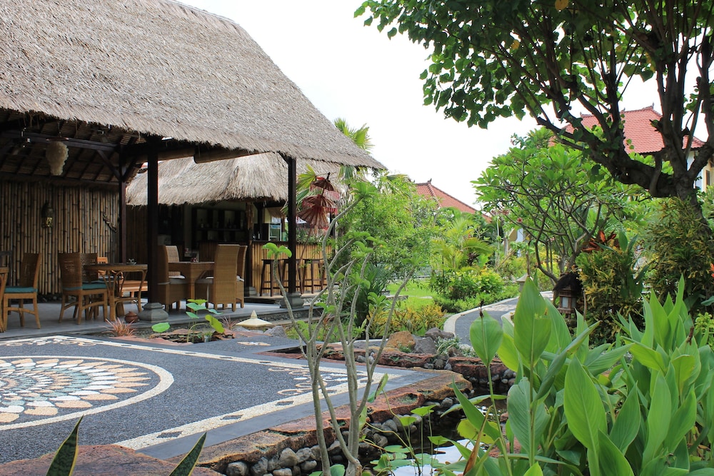 Man's Cottages and Spa