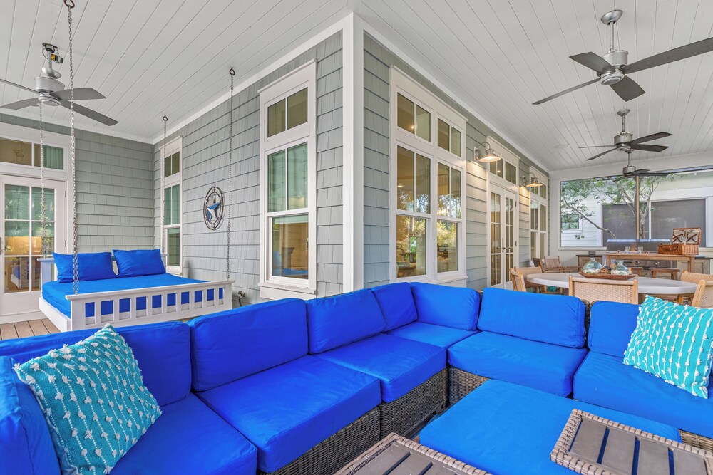 Sea Dlight: 3BR Beach Home Sleeps 10 With 4 Bikes in Watersound West