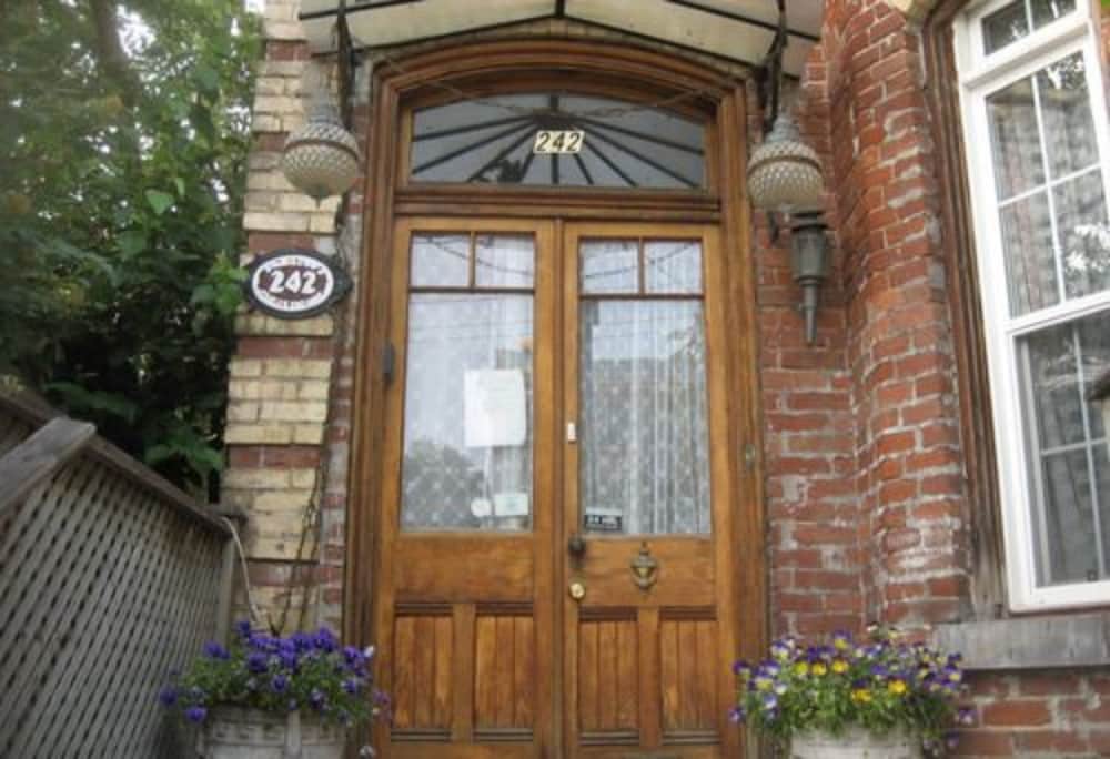 Photo 42