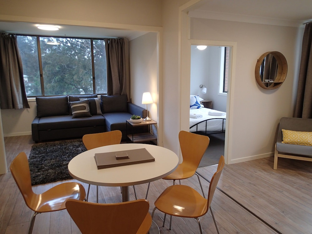 Dungowan Waterfront Apartments
