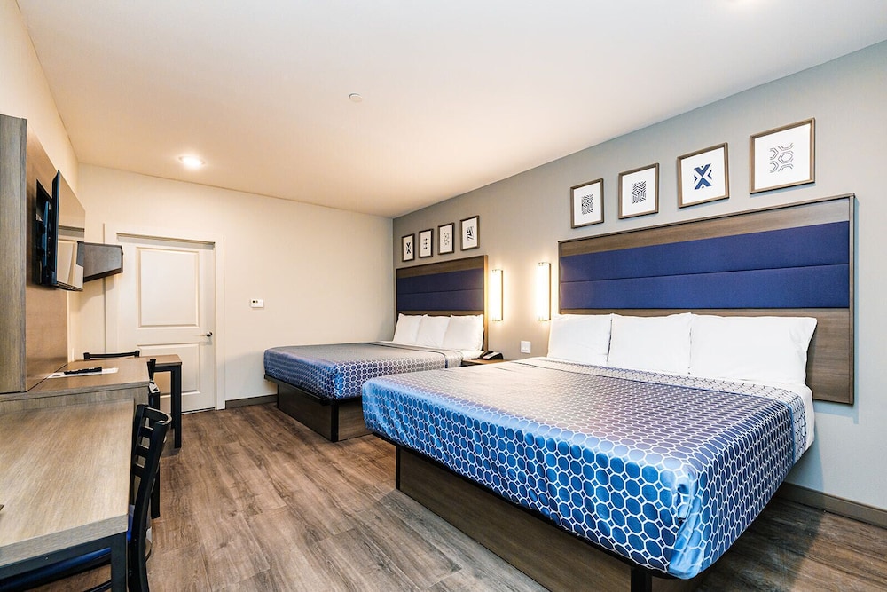 Palace Inn Blue Copperfield FM 529