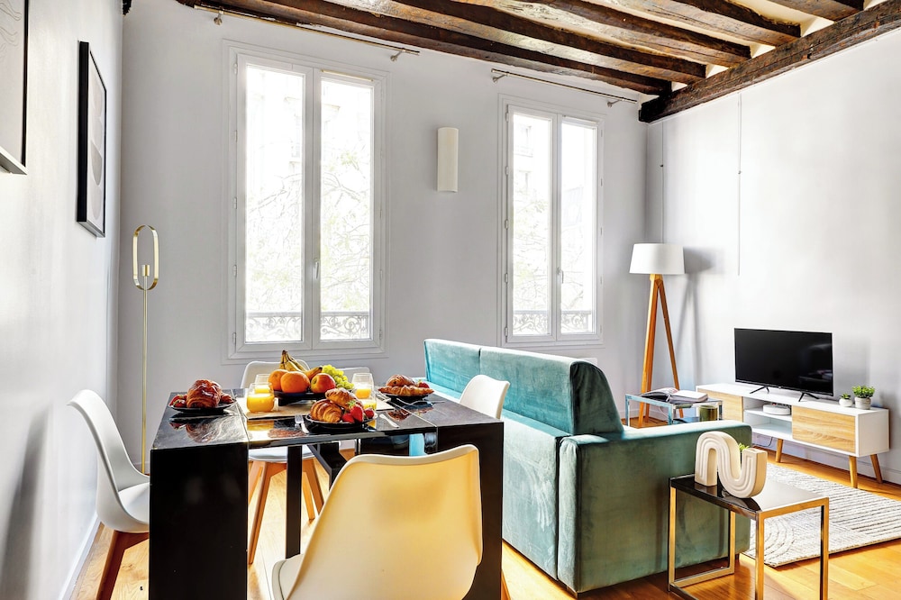 Chic 1BR Near Le Marais & Picasso Museum