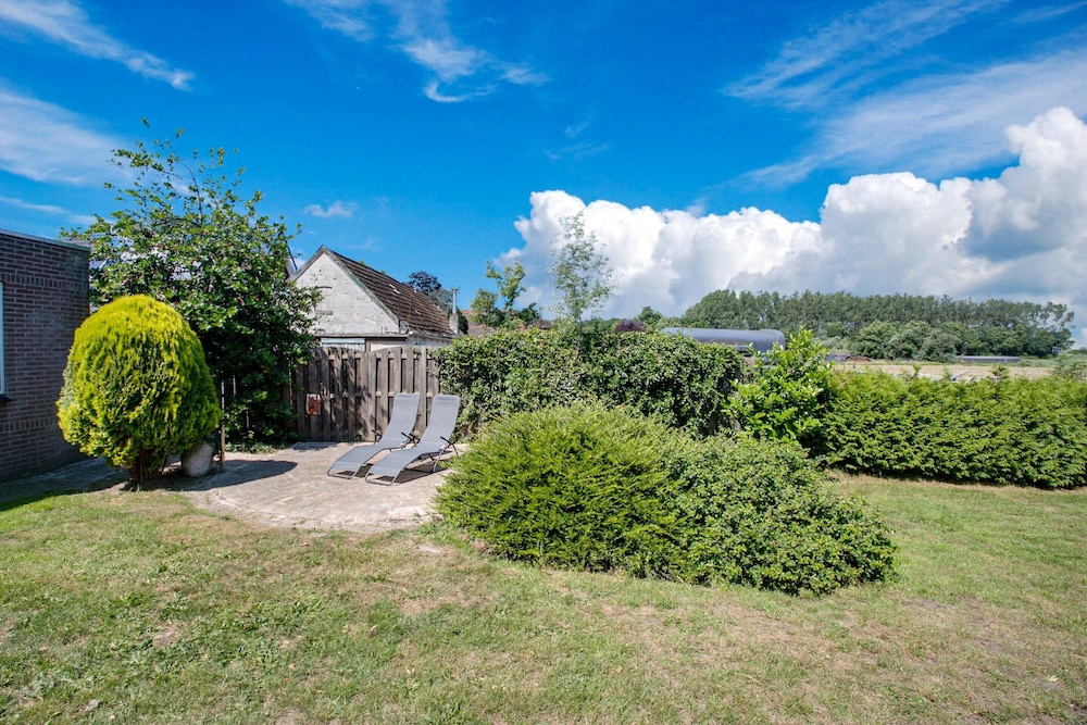 Holiday Home in Langezwaag With Terrace view 2