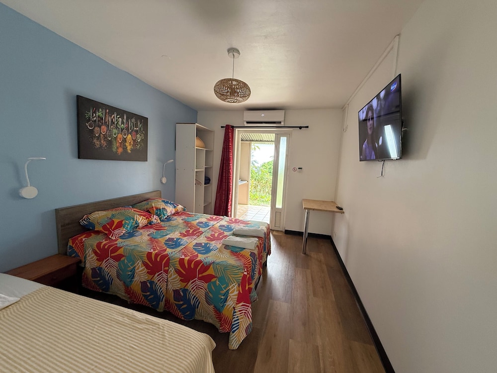 GITE HOTEL LA CAZ DES ORANGERS