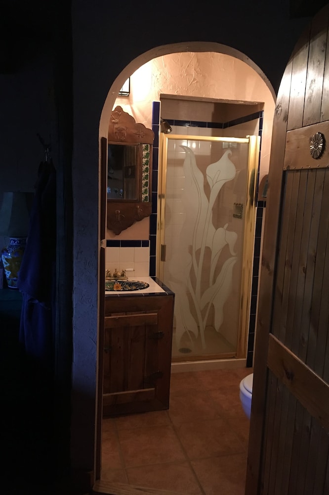 Anchorage Farm B&B
