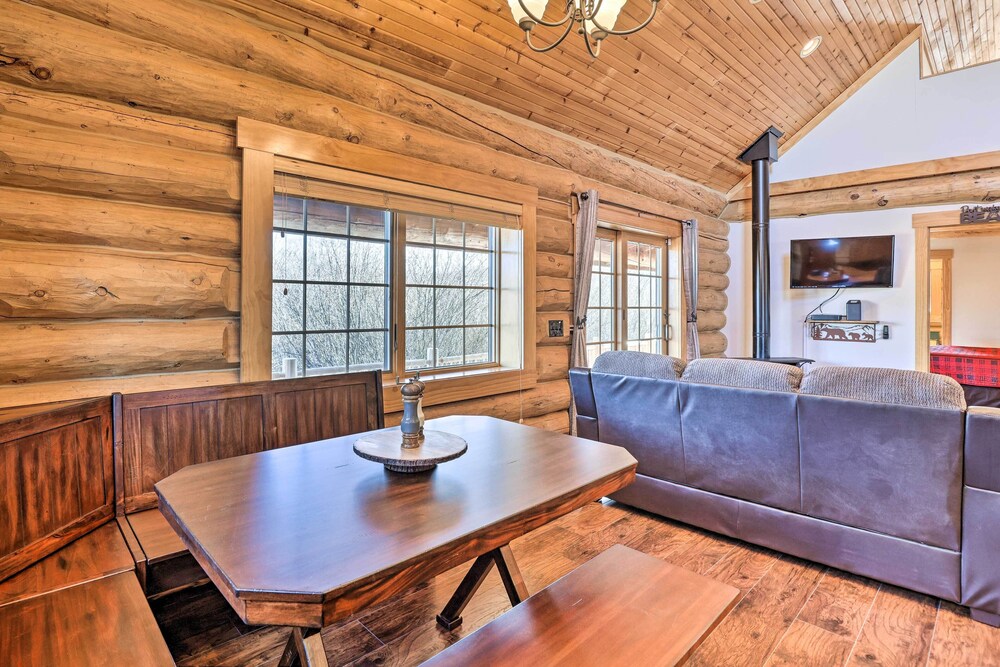 Idyllic Granby Cabin w/ Grill Near Town! view 5