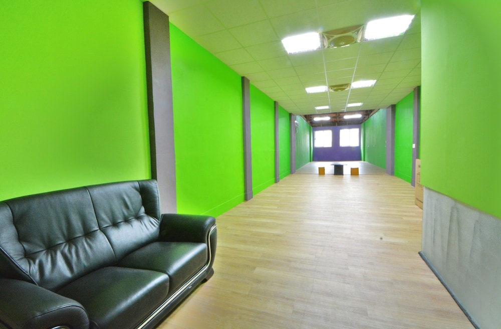 DF Park Space Hostel