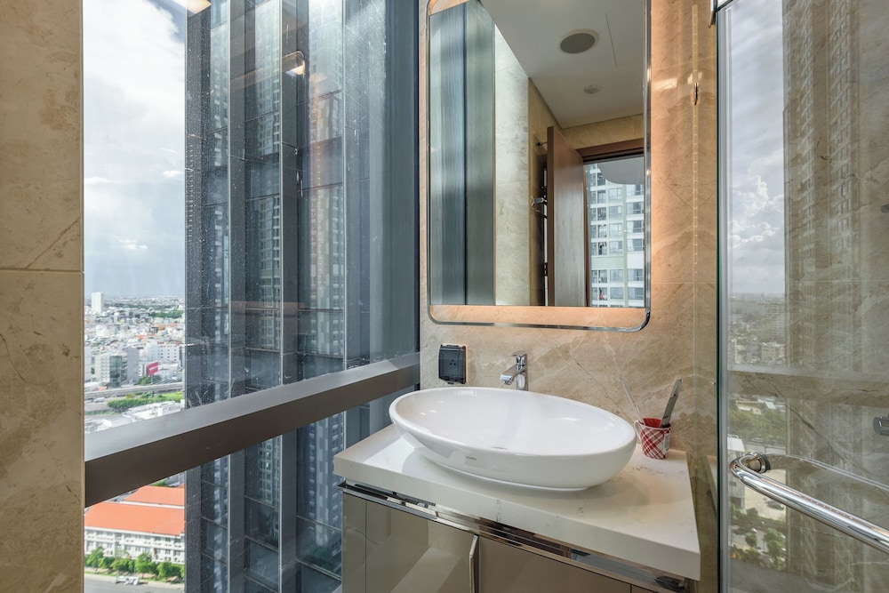 Landmark 81 Luxury - SaigonHomes