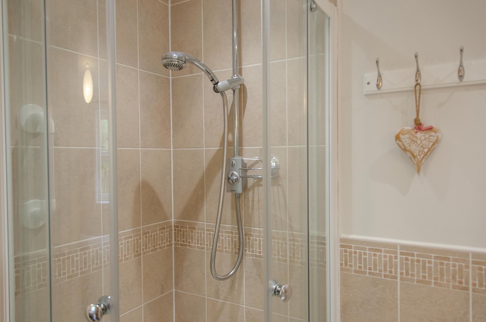 Modern 2-Bed Flat In Tavistock Centre