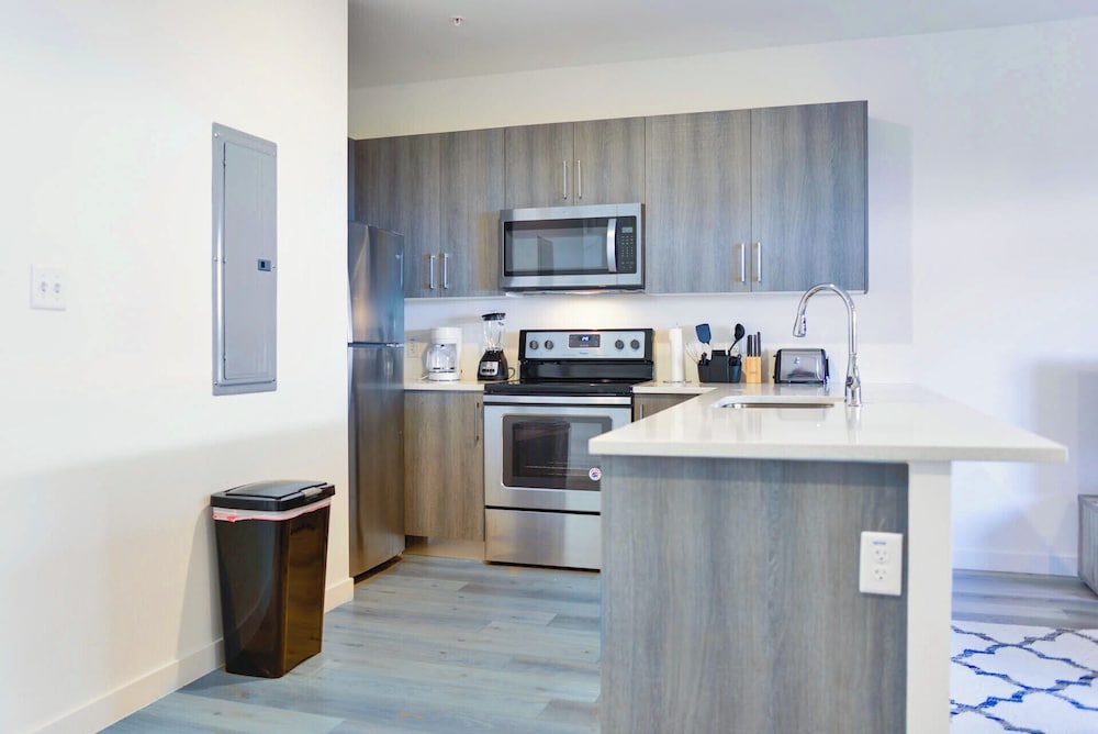 Prime Townhouses Near Design District