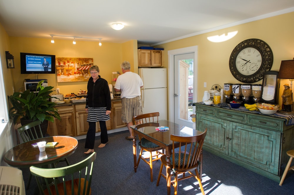 Harkness Brook Inn