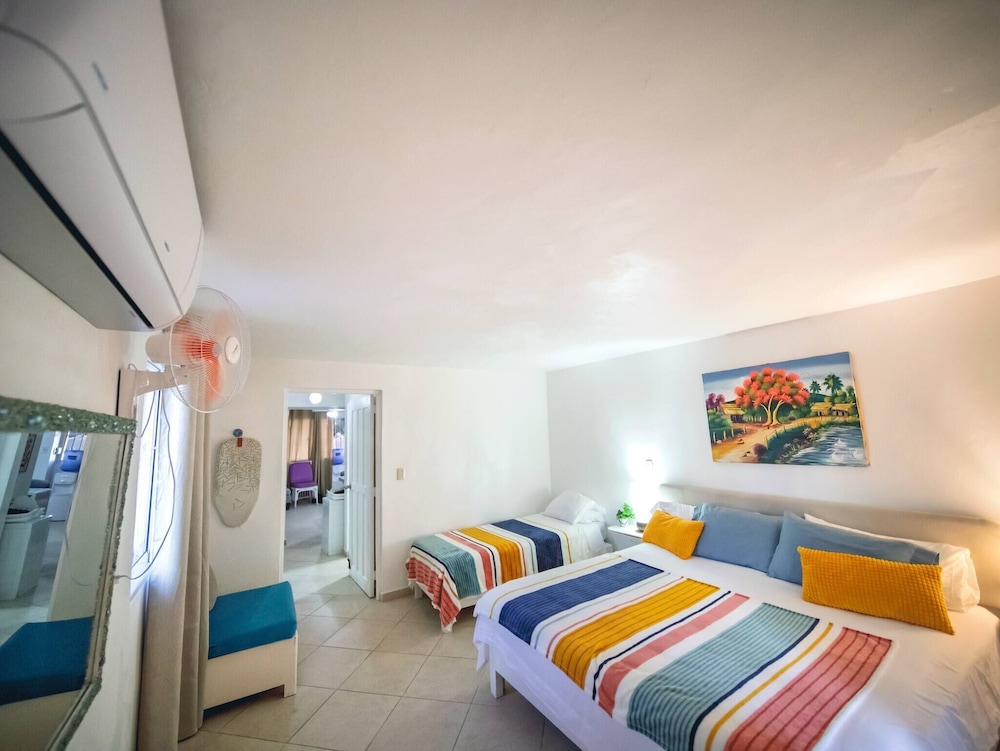 Central 1BR APT - 1 Minute Walking From Rumba