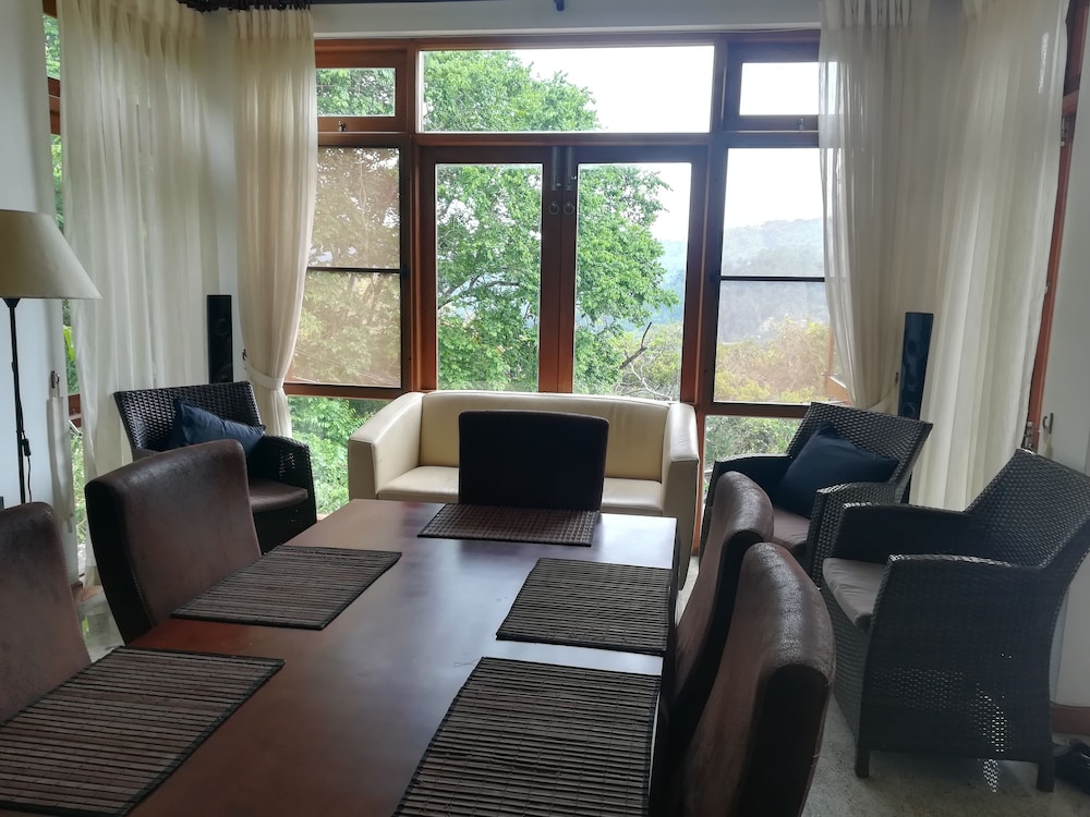 Mandarin Hill Residence