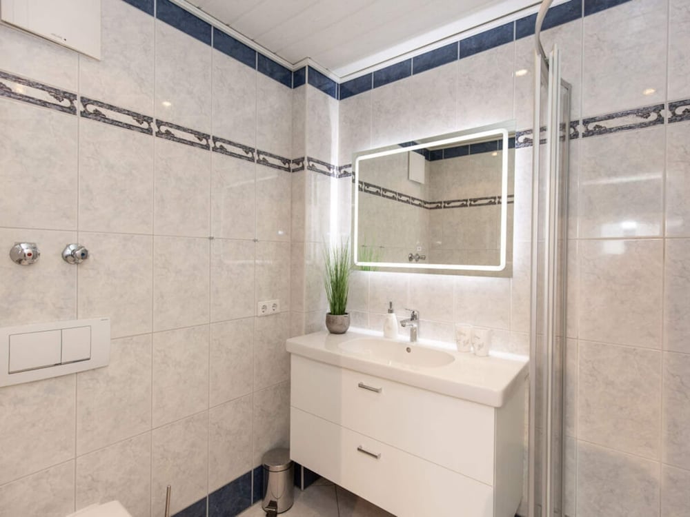 Holiday Apartment Hoppe 3 view 5