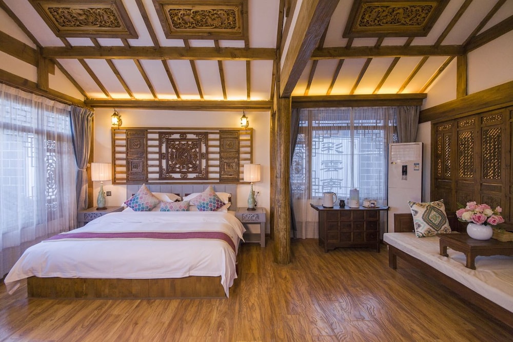 Hua Zhu Fansu Yunju Homestay