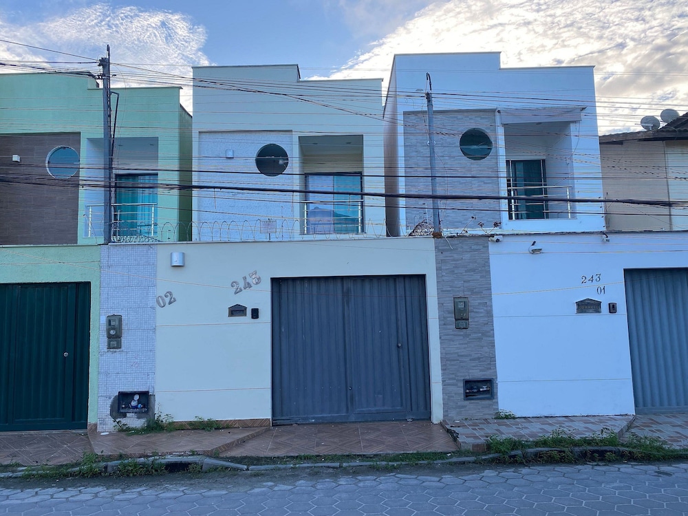 Casa com 2 suítes praia de Taperapuã view 4