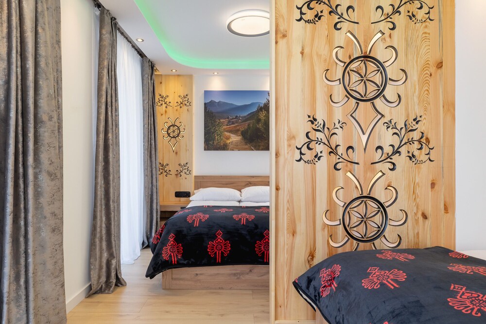 Apartment for 6 With Sauna by Renters