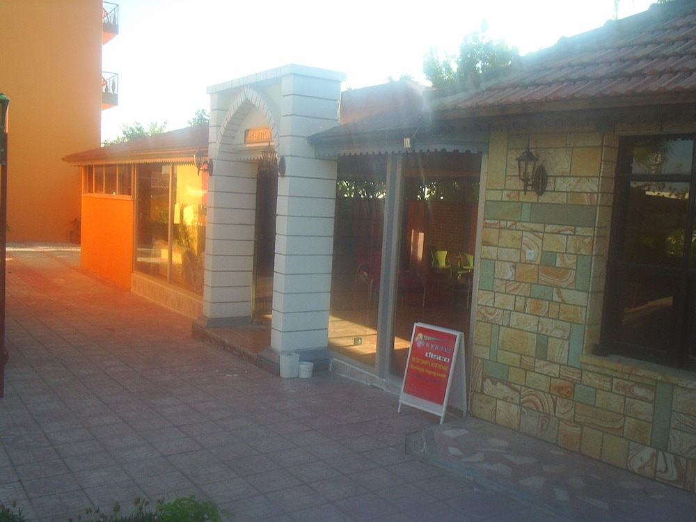 Photo 47
