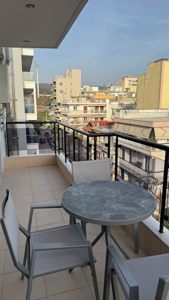 Icon Apartments