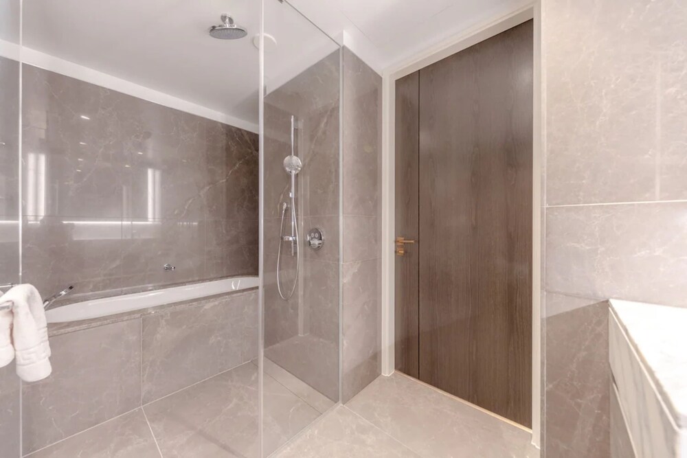 Luxurious 1BD Flat by the River - Vauxhall