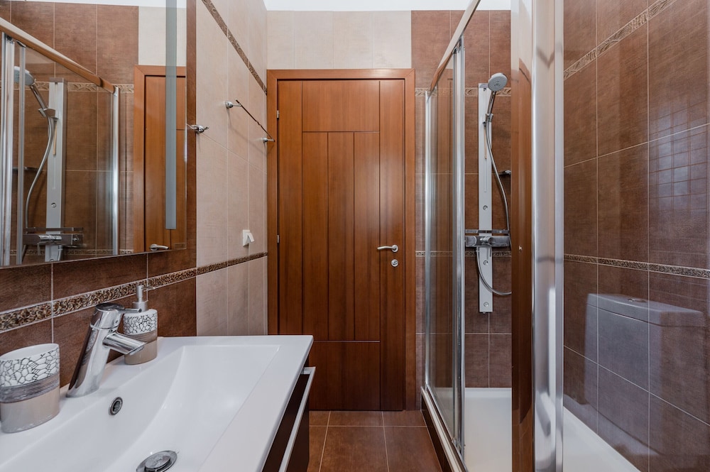 Arios Lux Villa