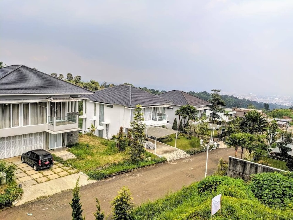 Villa Nirwana Syariah