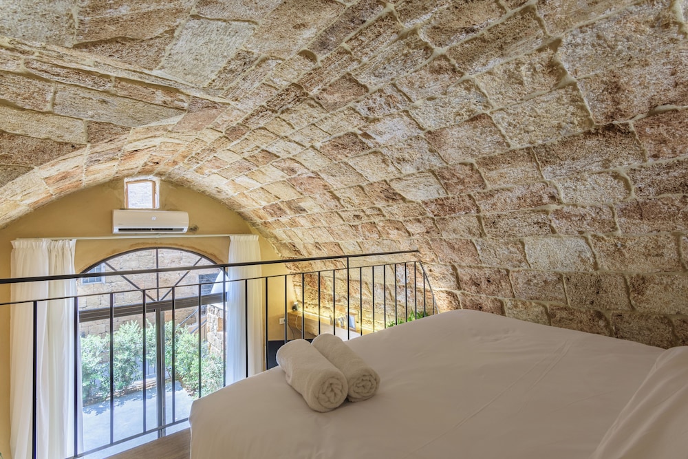 Casa Batroun Lofts