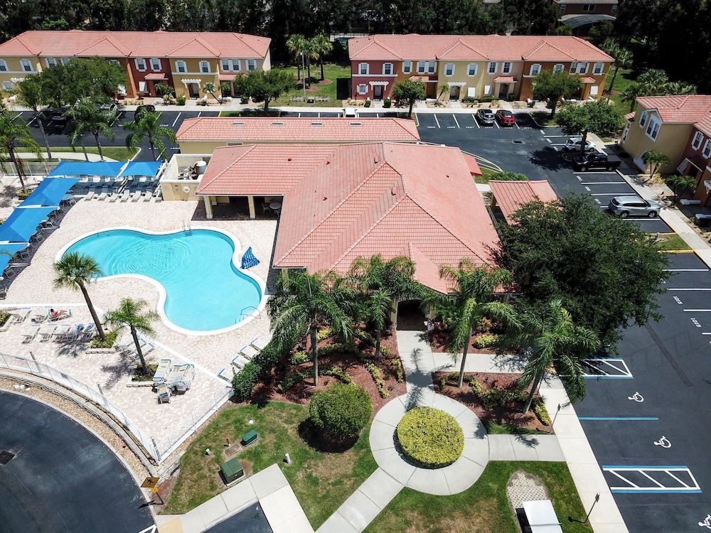 Luxury Disney Townhome Getaway Minutes From Disney view 2