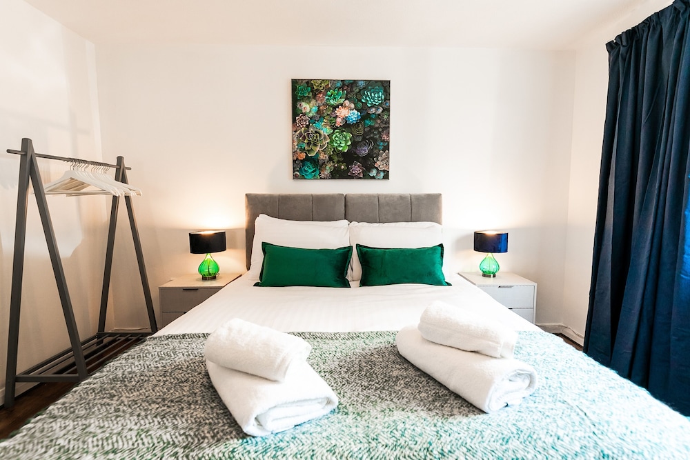 Beech Road Apartment St Albans view 4
