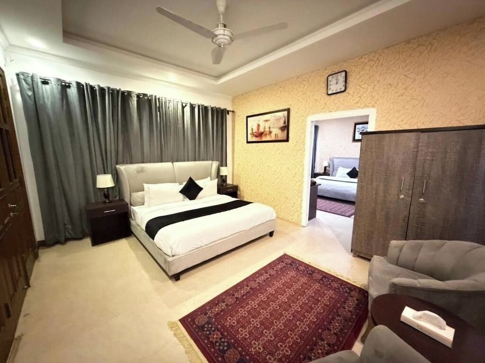 Rhodium Hotel ONE