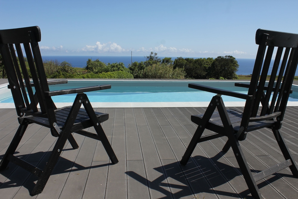 Casas do Forneiro view 5