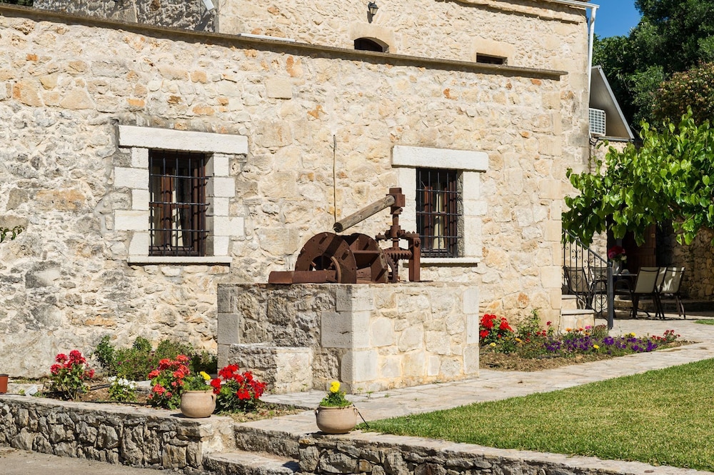 Kontis Village