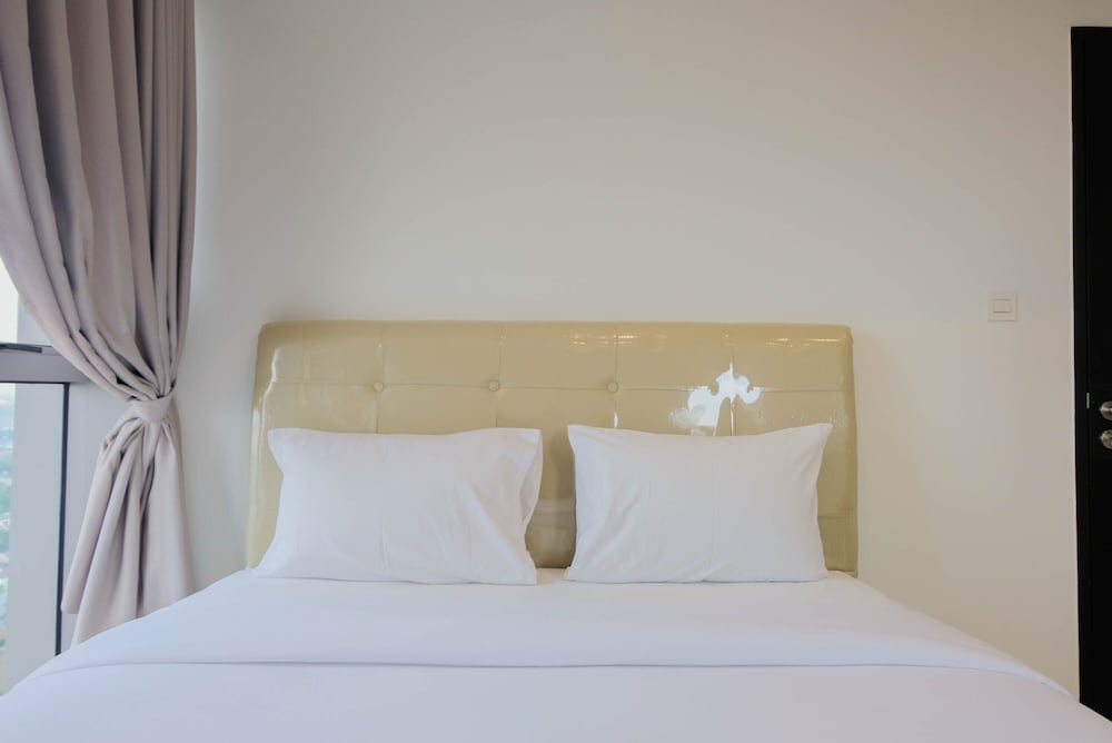Comfy and Elegant 1BR Branz BSD Apartment