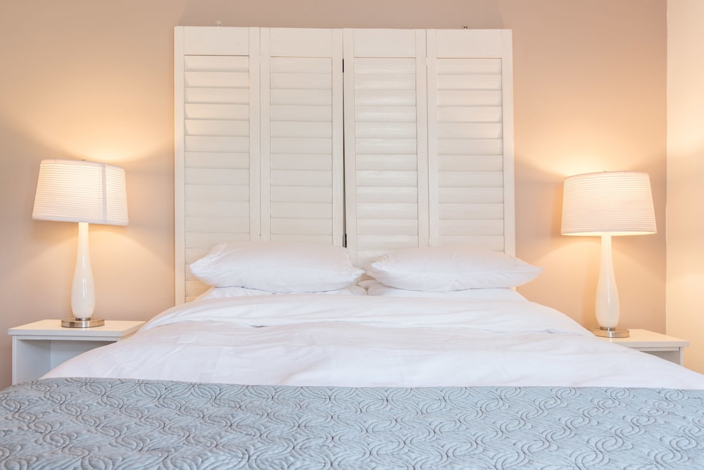 Ventura Vacations - Ventura Beach Cottage - Property Image 22