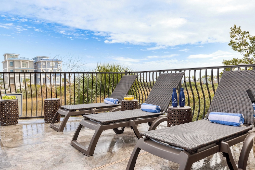 Sleeps 48, 2 Homes w/ Private Beach Access Bradley Circle Buyout by Avantstay