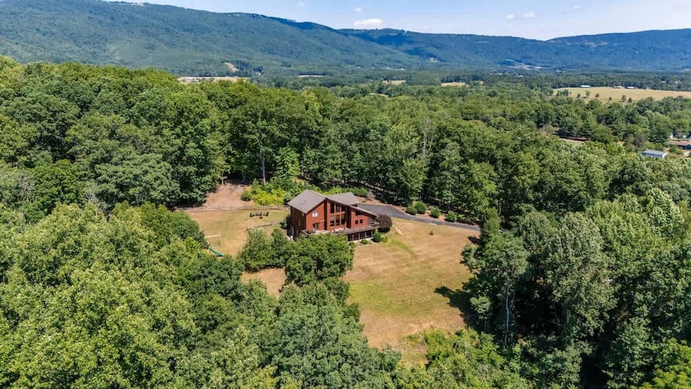 Love Afton Cabin - Family Home
