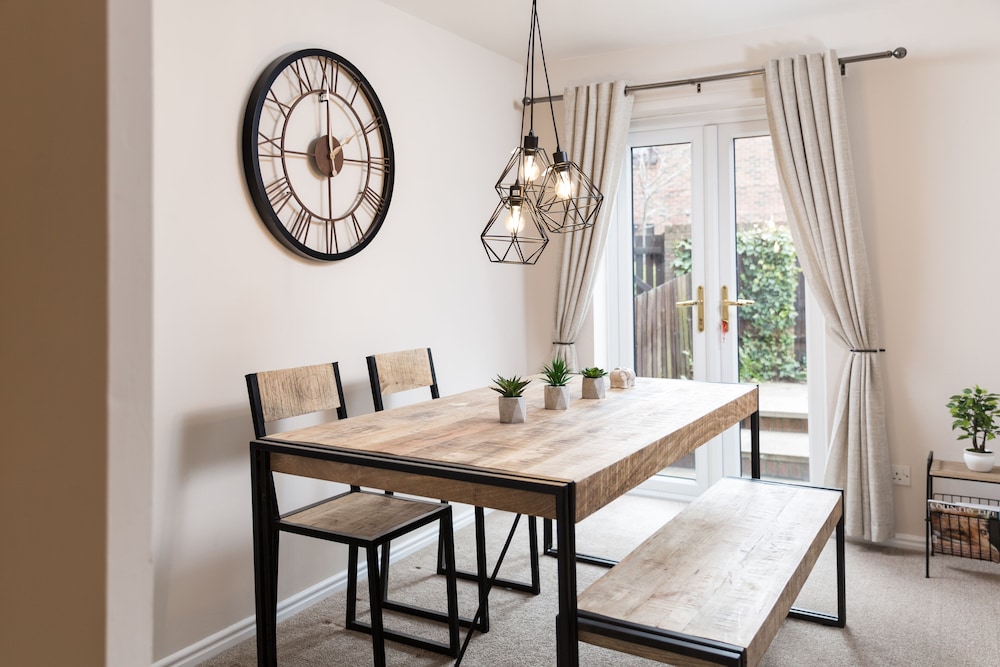 Fewster Way Townhouse view 2