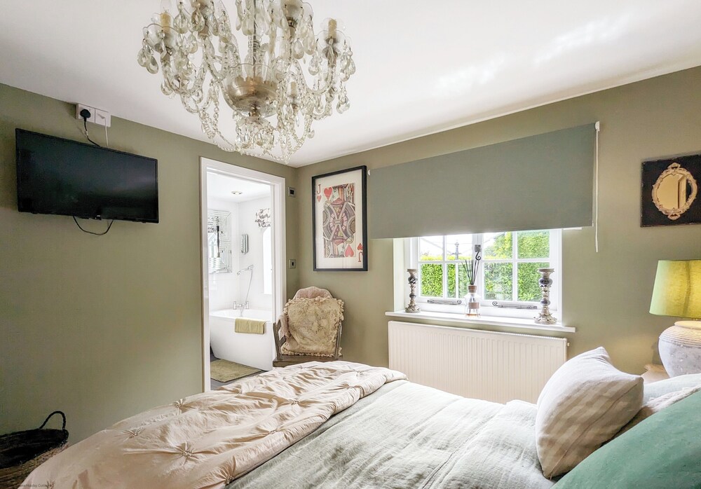Unique Stay for Large Groups - Please Enquire!