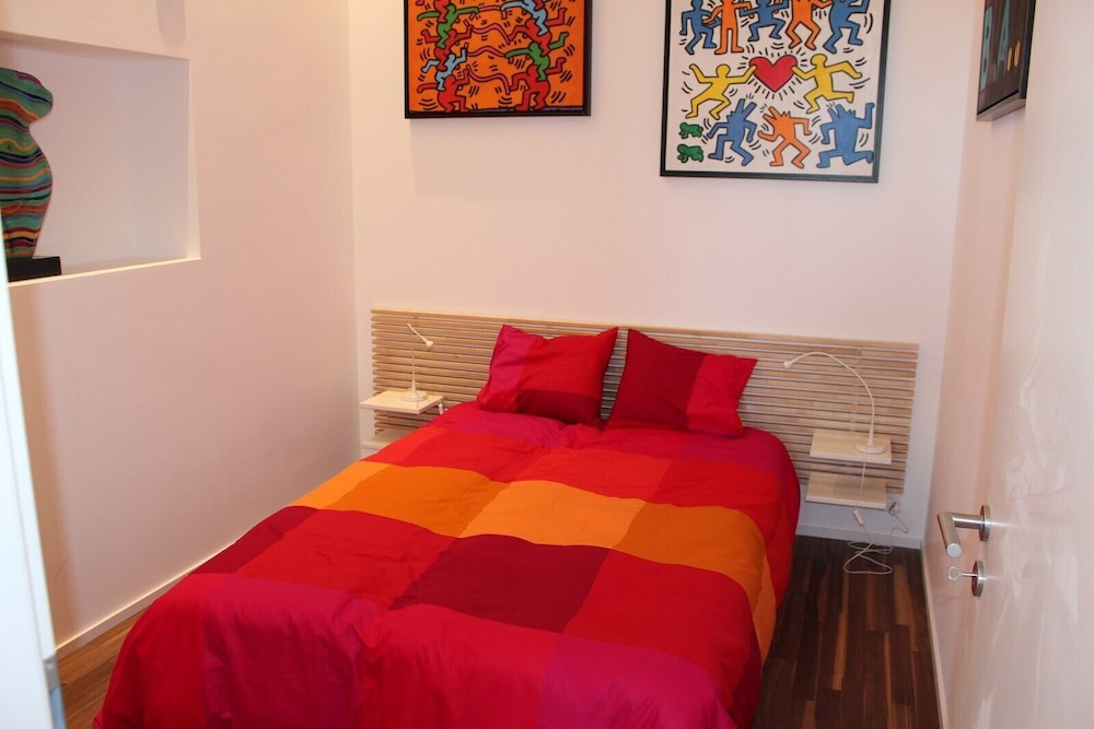 Superb Loft In The Center Of Lausanne view 3