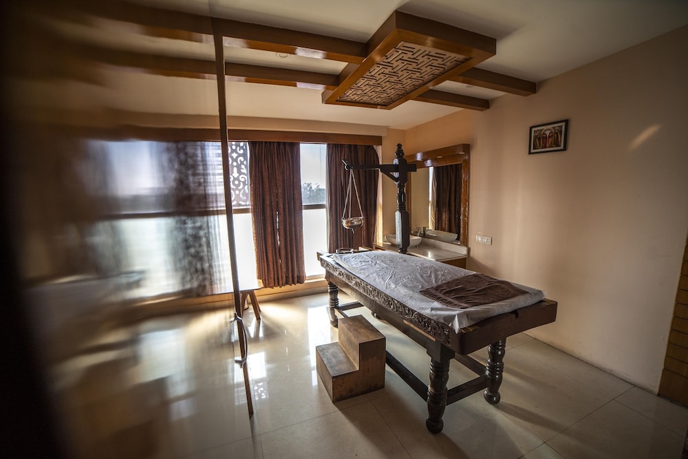 Hotel JSR Continental