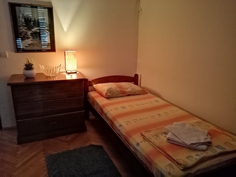 Apartment Golub view 2