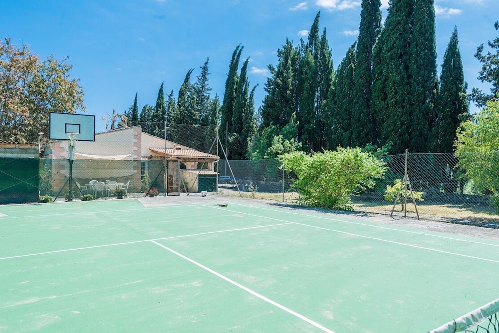 Villa in Campanet With Private Pool & Tennis