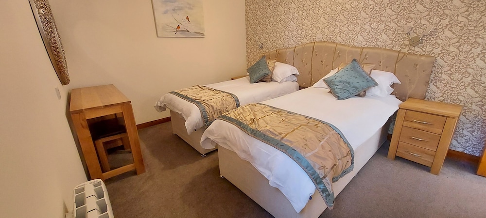 Loch Rannoch Highland Club Lochside Lodge 04