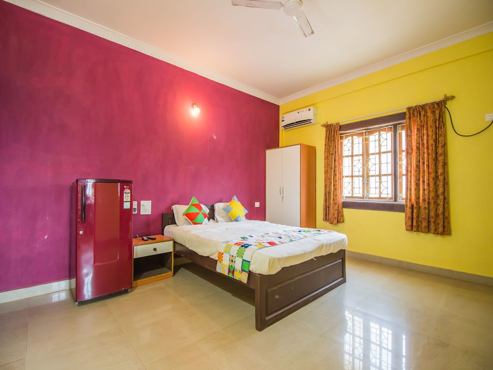 OYO 13147 Home Studio With Balcony Morjim Beach