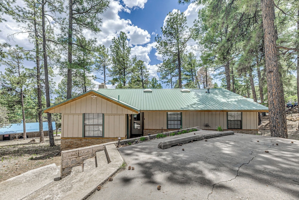 1 Block to Hiking: Ruidoso Home w/ Game Room