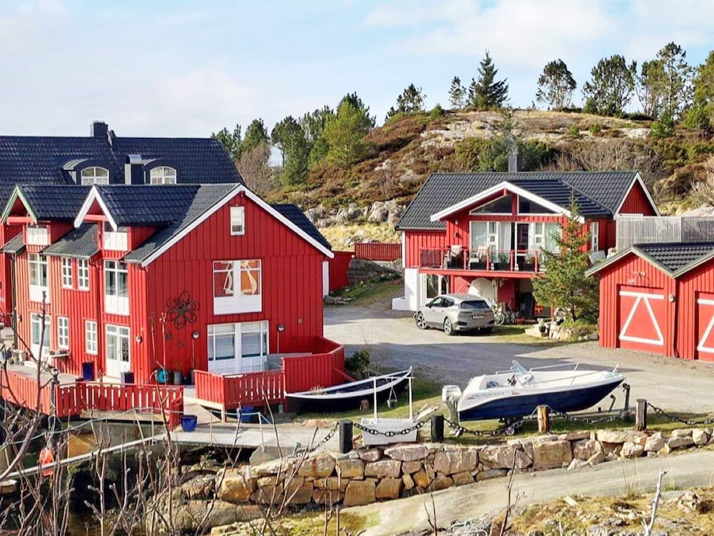 8 Person Holiday Home in Averoy-by Traum view 4