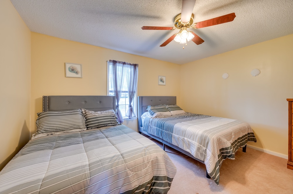 Milledgeville Vacations - Waterfront Sparta Retreat w/ Dock, Deck  Grill - Property Image 4